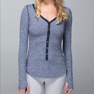Lululemon Sz 8 Awesoma Henley Blue
